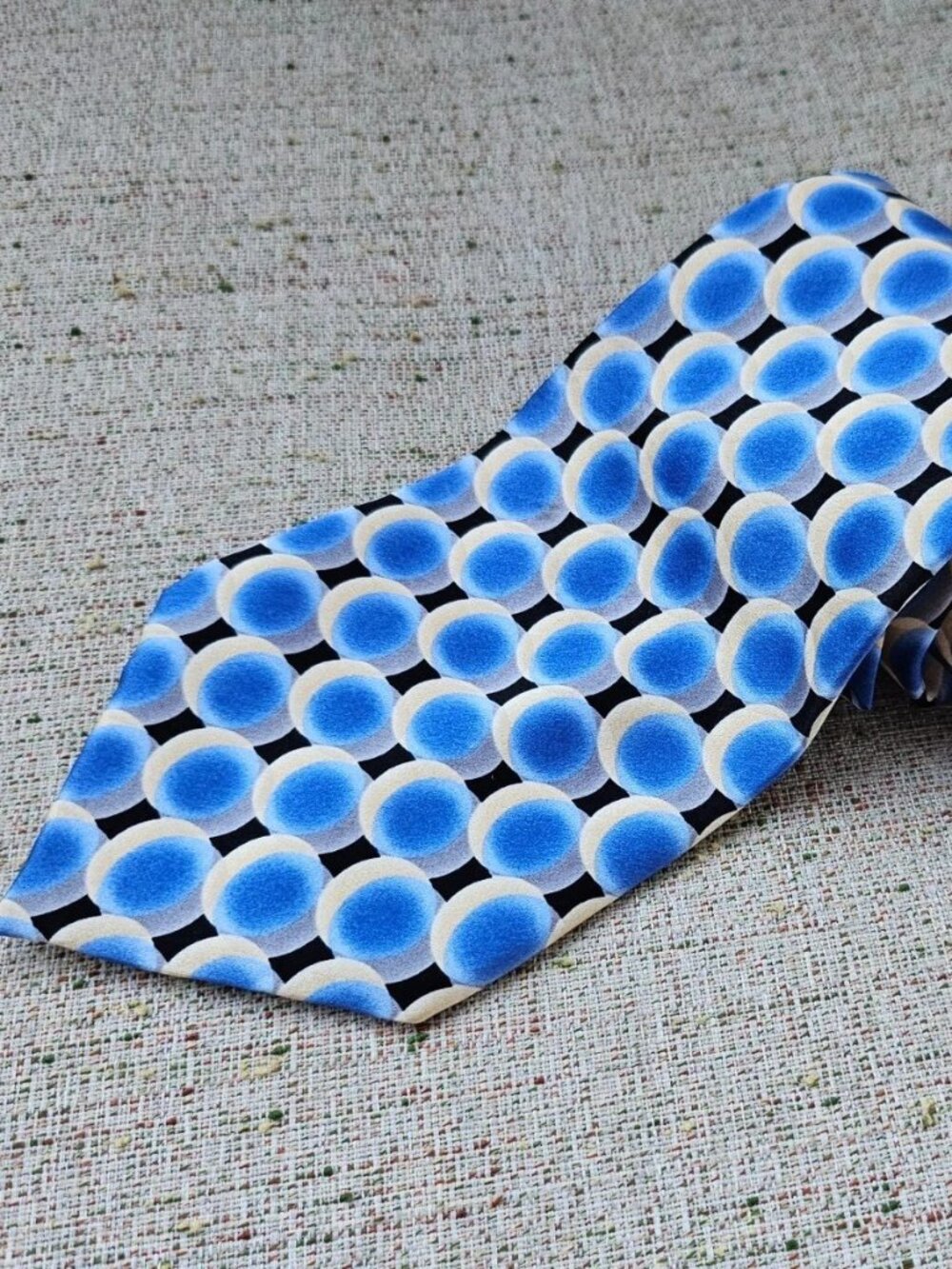 Vintage Pierre Cardin Men Tie Classic Length Blue All Silk Neck Tie Made in USA
